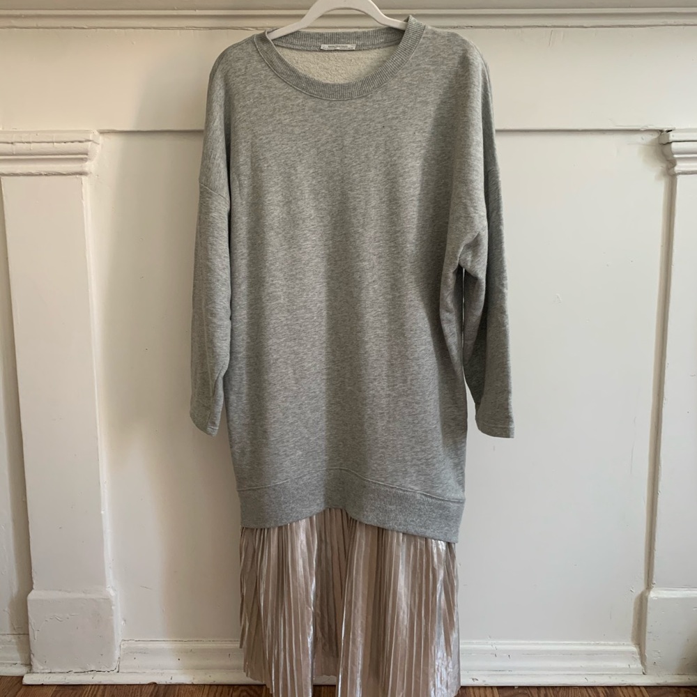 Zara Oversized sweater dress pleated skirt